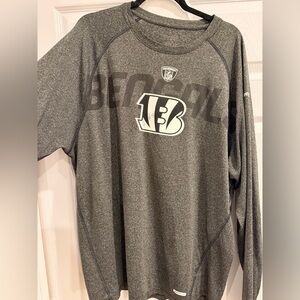 SIGNED: Cincinnati Bengals Gray Performance Long-Sleeve Shirt